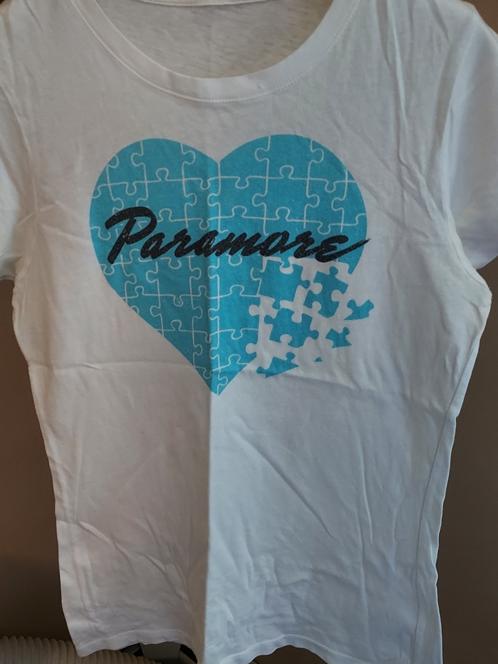 Paramore Puzzle Heart Graphic Tee - White with Teal Heart